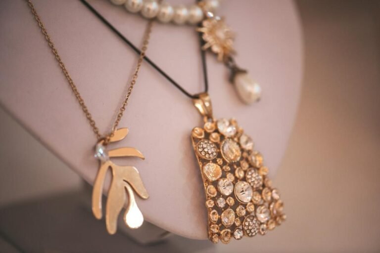 luxury gold jewelry on set holders and in jewelry 2024 11 03 01 49 04 utc.jpg